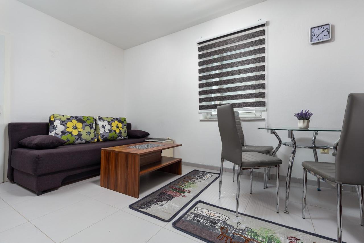 Apartments Smaila 1729 Pula Dış mekan fotoğraf