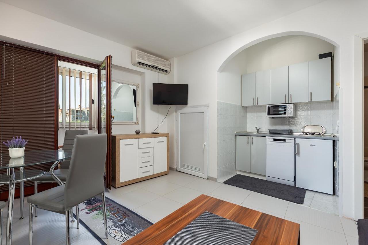 Apartments Smaila 1729 Pula Dış mekan fotoğraf