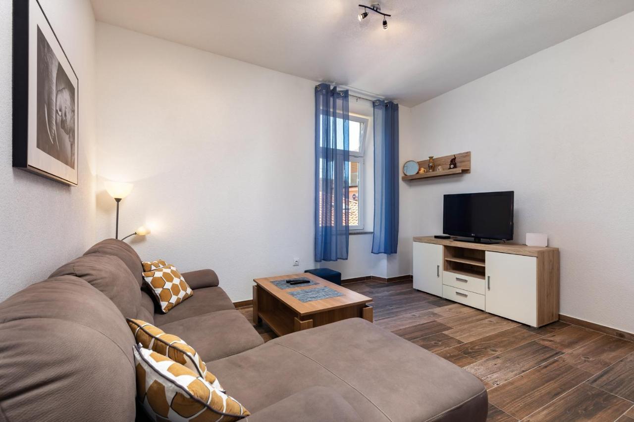 Apartments Smaila 1729 Pula Dış mekan fotoğraf