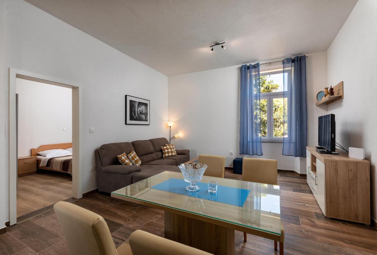 Apartments Smaila 1729 Pula Dış mekan fotoğraf