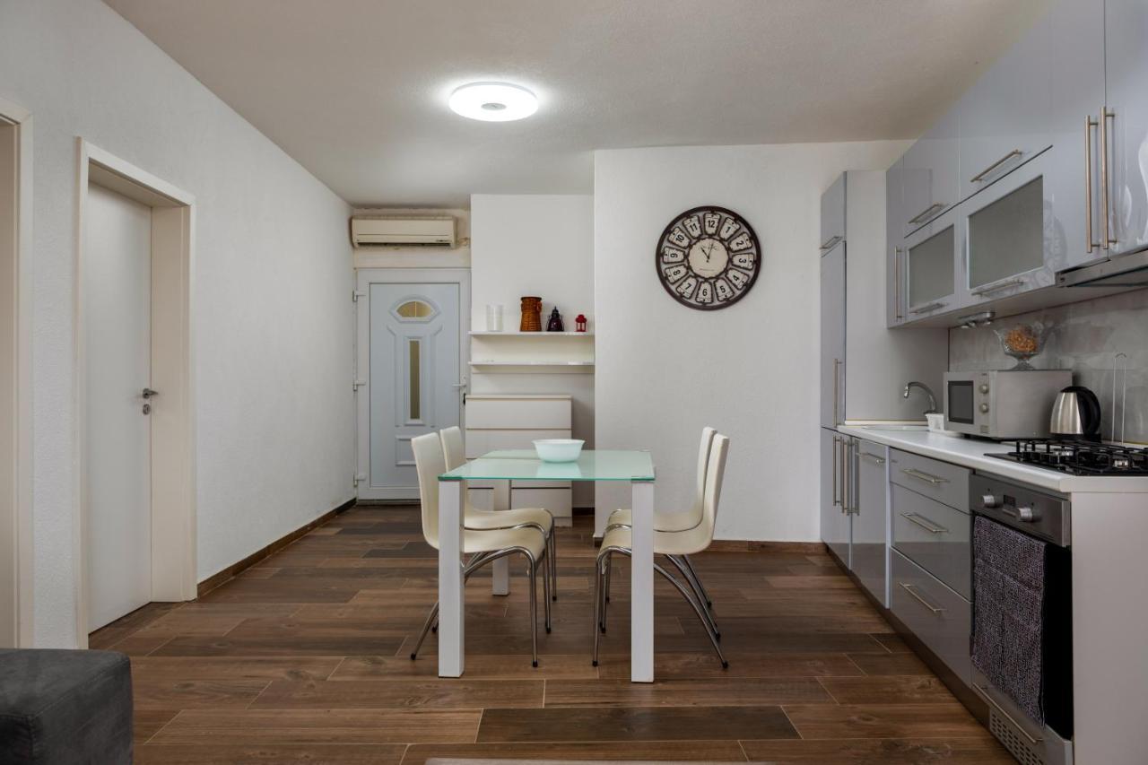 Apartments Smaila 1729 Pula Dış mekan fotoğraf