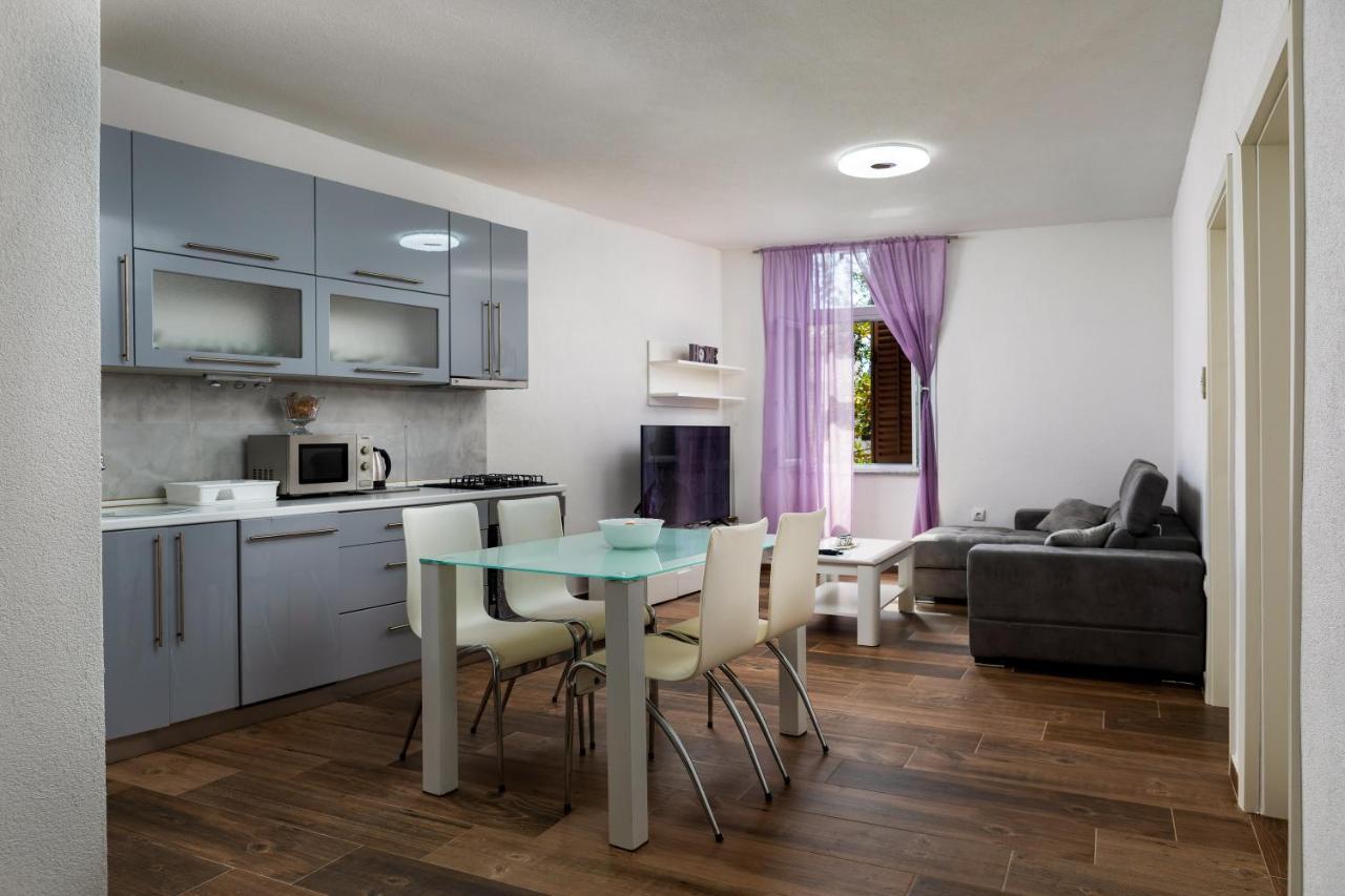 Apartments Smaila 1729 Pula Dış mekan fotoğraf