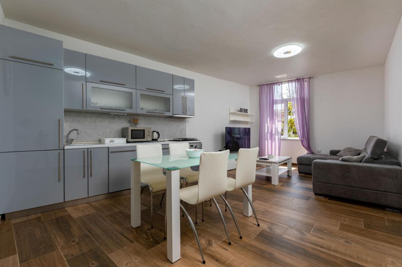 Apartments Smaila 1729 Pula Dış mekan fotoğraf